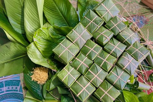 Gen Z khoe bánh chưng tự gói, thành quả gây bất ngờ