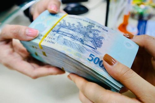 Tiền lương, thưởng Tết năm 2025 của người lao động đều tăng