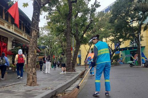Quận Hoàn Kiếm bảo đảm vệ sinh môi trường, cảnh quan xanh sạch đẹp dịp Tết