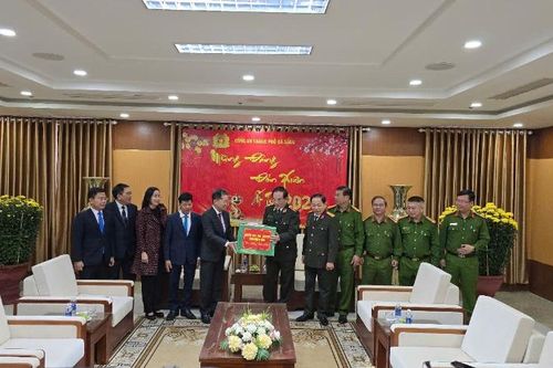 Khen thưởng Công an thành phố Đà Nẵng triệt phá nhiều chuyên án lớn