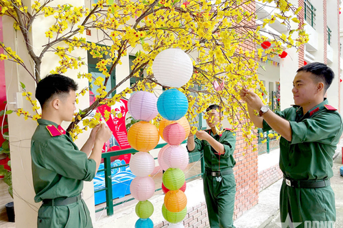 Tết rực rỡ, rộn ràng ở Trường Cao đẳng Hậu cần 2
