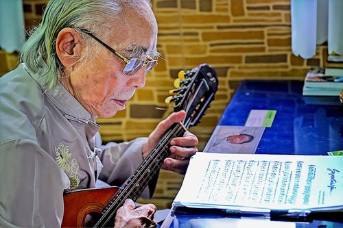 Nhạc sĩ Phan Huỳnh Điểu cùng tình yêu ở lại