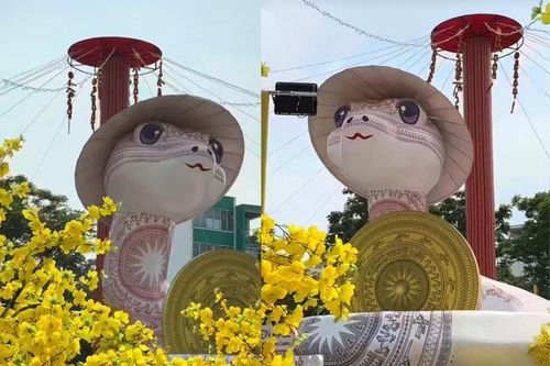 Linh vật tết Ất Tỵ ở Sài Gòn được nhận xét 'Hoa hậu rắn'