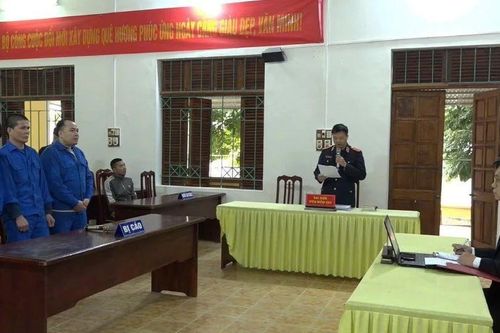 Lĩnh án 13 năm tù vì buôn bán trái phép pháo hoa nổ