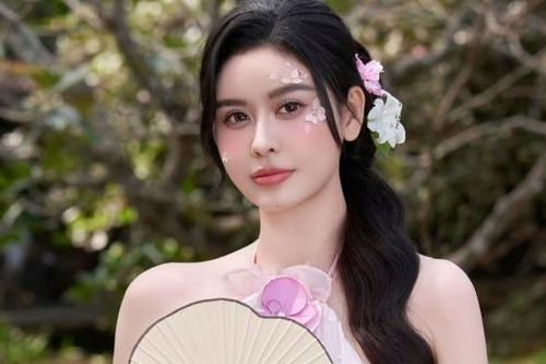 Sao Việt: Trương Quỳnh Anh bất ngờ 'thả thính' khiến fan nửa mừng nửa lo, Hòa Minzy mặc gợi cảm
