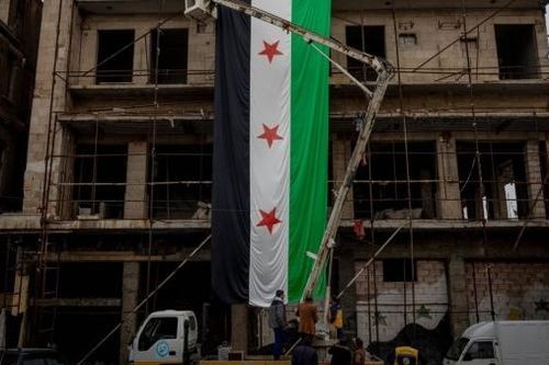 Pháp và EU cân nhắc nới lỏng trừng phạt Syria, hé lộ động thái với Nga
