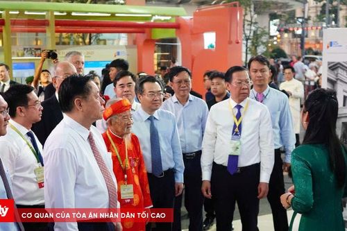 Trưởng Ban Tuyên giáo Trung ương dự khai mạc Lễ hội đường sách Tết ở TP.HCM