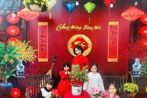 Kỷ niệm khó quên của cô giáo Hà Nội nặng lòng với trẻ tự kỷ