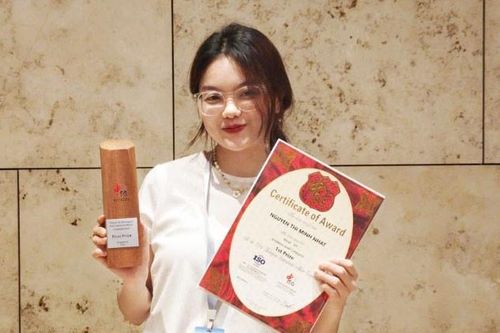Cô gái làm rạng danh Việt Nam ở cuộc thi Âm nhạc Quốc tế ZhongSin