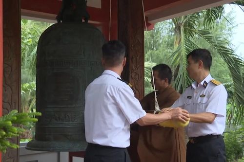 Rộn ràng mùa xuân ở Trường Sa