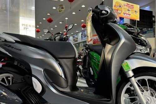 Giá xe Honda SH Mode 2025 cuối tháng 1/2025 rẻ không tưởng, đại lý giảm giá 'sập sàn' đón Tết