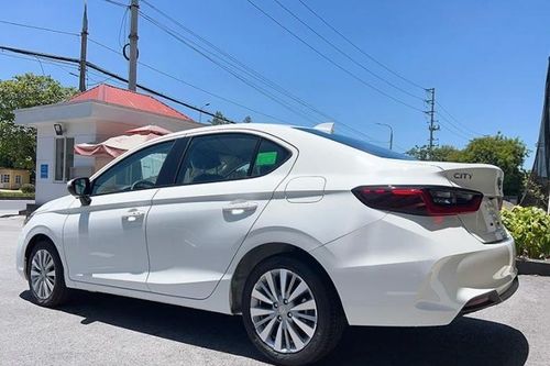 Giá lăn bánh Honda City cuối tháng 1/2025:Ưu đãi kép, triệt hạ cả Hyundai Accent và Toyota Vios