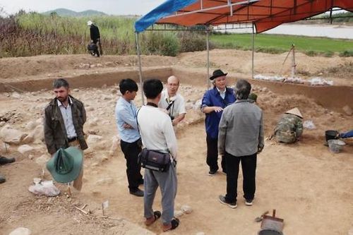Dấu tích người cổ nhất ở Đông Nam Á