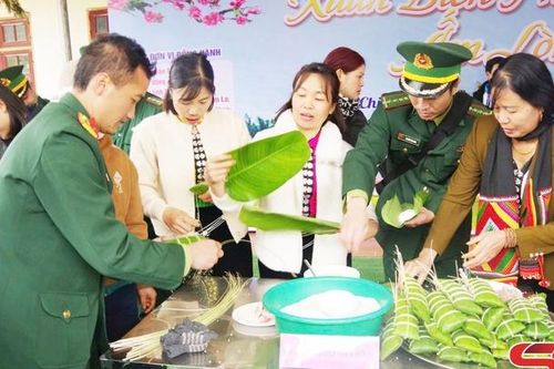 Xuân biên phòng ấm lòng dân bản