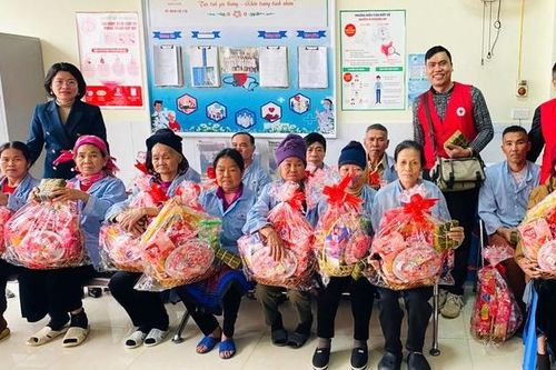 Chương trình 'Tết vì người nghèo' lan tỏa yêu thương