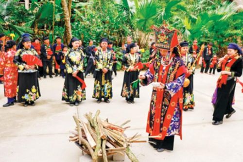 Chuyện làm du lịch của bản Thái Hải