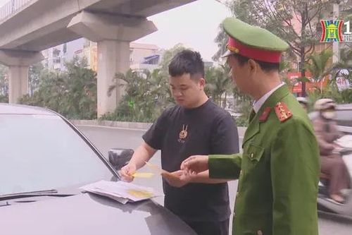 Tết an toàn nhờ siết chặt trật tự giao thông