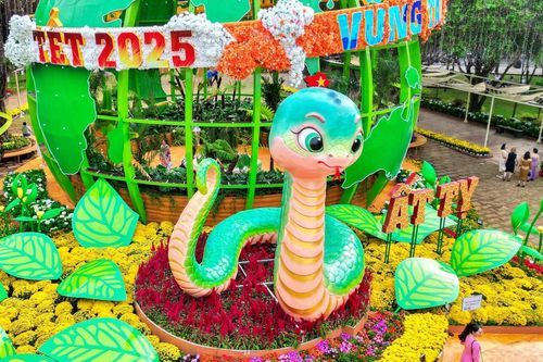 Ngắm linh vật rắn thân thiện, đáng yêu ở Bà Rịa - Vũng Tàu