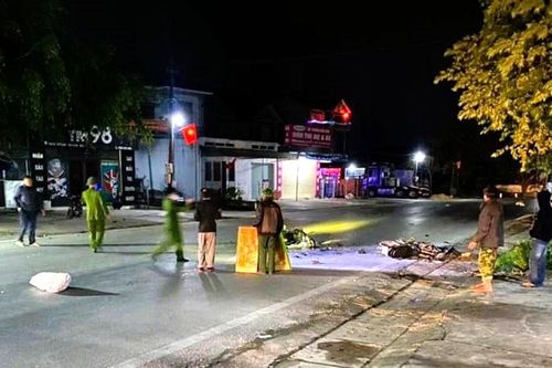 Xe máy đối đầu, 2 thanh niên thiệt mạng
