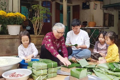 Thiêng liêng mâm cỗ Tết