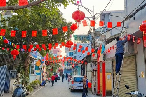 Xuân về trên quê hương người gái đảm