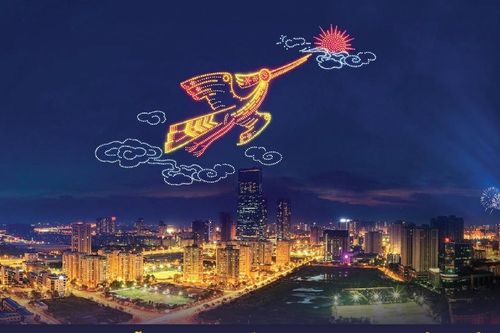 Toàn cảnh chương trình trình diễn drone hỏa thuật lớn nhất thế giới trong đêm giao thừa Ất Tỵ 2025