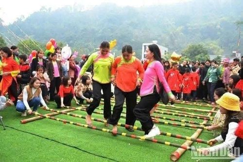 Roóng Poọc - Hội xuống đồng xuân Ất Tỵ 2025 của người Giáy