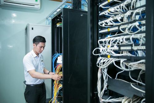 Các nhà mạng bảo đảm thông tin liên lạc dịp Tết Nguyên đán