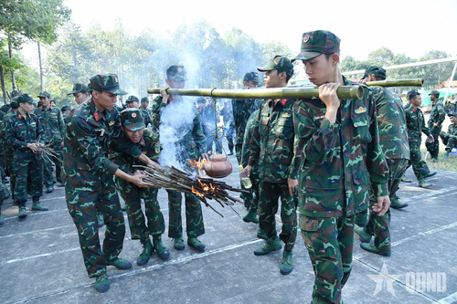 Quân khu 9: Rộn ràng Ngày hội 'Tuổi trẻ Sư đoàn 330 chào xuân'