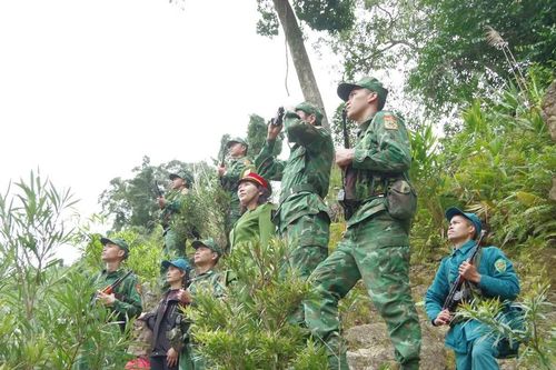 Canh giữ biên cương cho nhà nhà đón tết