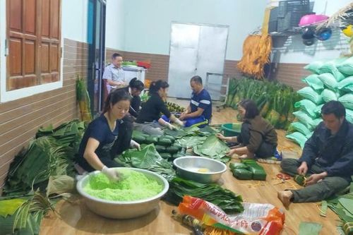 Làng nghề bánh chưng lớn nhất Nghệ An hối hả vào vụ Tết