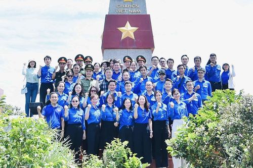 Giới trẻ - Lực đẩy chiến lược trong giai đoạn mới