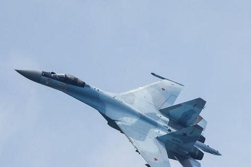 Iran lần đầu xác nhận mua máy bay chiến đấu đa năng Su-35 của Nga