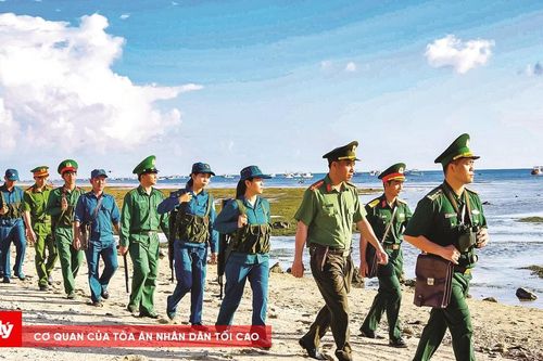 Đón xuân trên đảo tiền tiêu