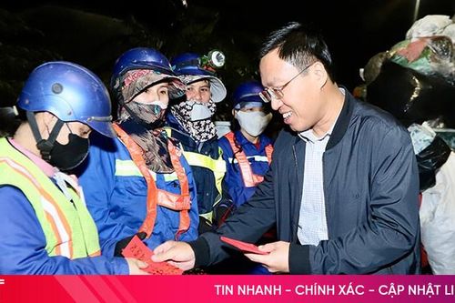 Động viên, chúc Tết công nhân môi trường, bệnh nhân khó khăn