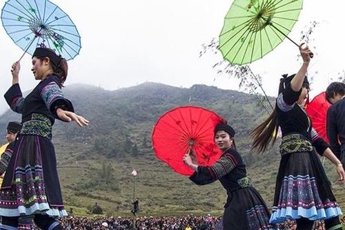 Đêm trắng Khau Vai