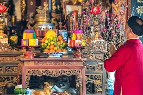 Cách bày mâm cỗ cúng Giao thừa Tết Ất Tỵ 2025