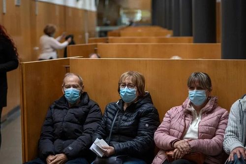 'Virus bí ẩn' từ Trung Quốc khiến Anh ban bố báo động cao nhất