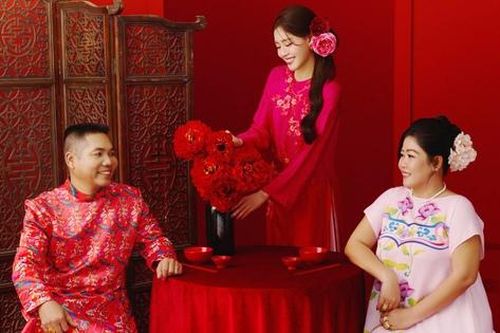 Á hậu Đặng Thanh Ngân: Cảm nhận đủ đầy hương vị Tết khi ở bên bố mẹ