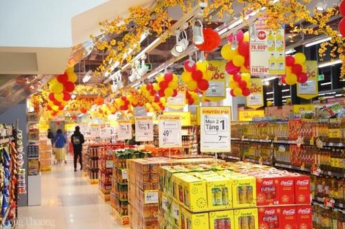 Thị trường hàng hóa ngày 29 Tết: Giá hàng Tết ổn định