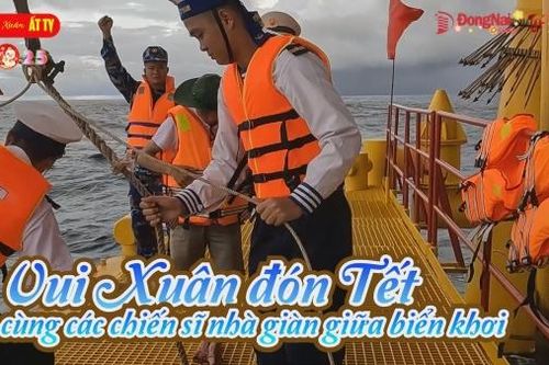Vui Xuân đón Tết cùng các chiến sĩ nhà giàn giữa biển khơi