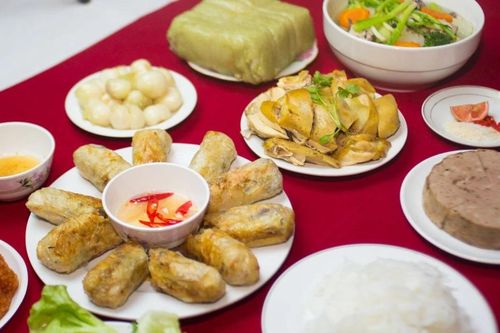 Nguy cơ bùng phát viêm loét đại tràng dịp lễ Tết và cách giảm đau nhanh