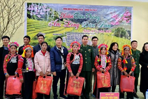 Pa Ủ - thắm tình quân dân nơi thượng nguồn sông Đà