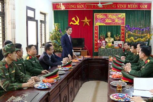 Các đồng chí Thường trực Tỉnh ủy thăm, động viên, chúc Tết các đơn vị nhân dịp Tết Nguyên đán Ất Tỵ