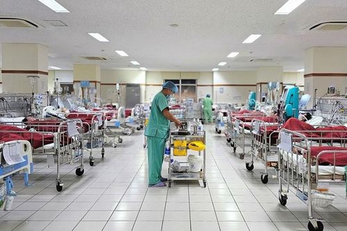 Xuyên Tết phục vụ bệnh nhân