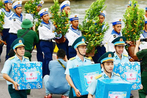 Trường Sa - Nơi mùa xuân đến sớm
