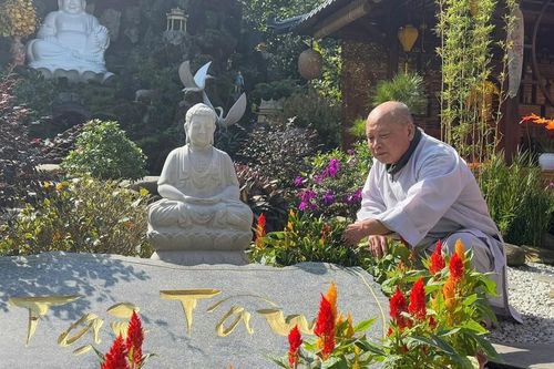 Chùa Huế những ngày cuối năm