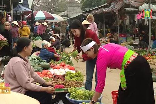 Những phiên chợ cuối năm