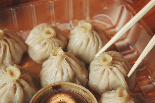 Người Trung Quốc ăn gì trong ngày Mùng 1 để phát lộc cả năm