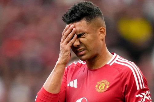 Roma bất ngờ nhắm Casemiro nhưng gặp rào cản lớn từ MU